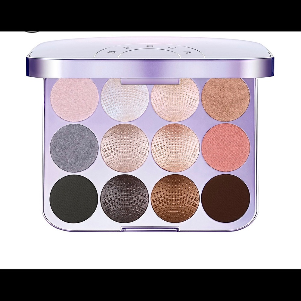Becca Pearl Glow Shimmering Eyeshadow